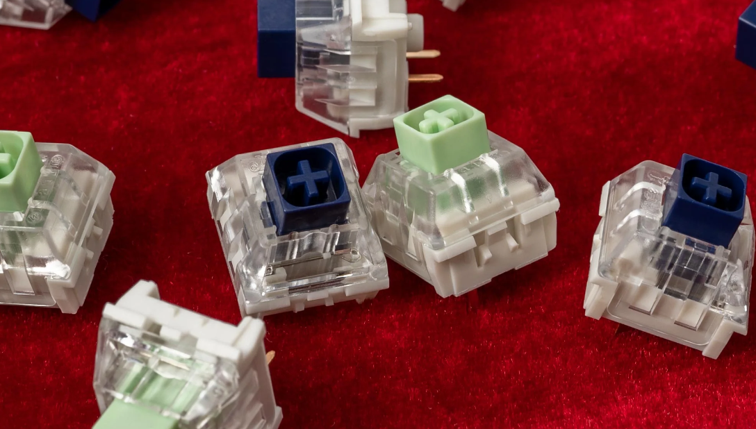 Explore Top 7 Clicky Mechanical Keyboard Switches of 2024 – Credkeys